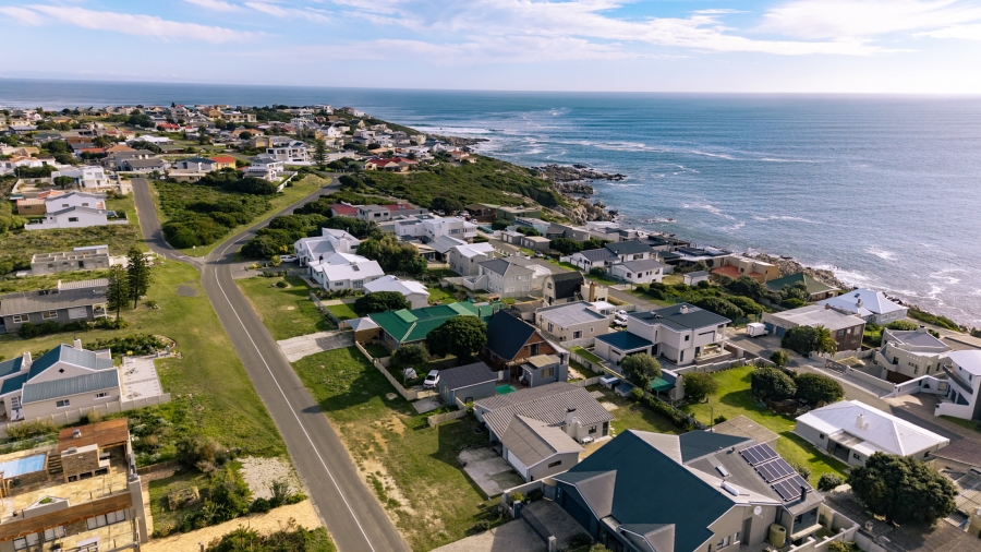 3 Bedroom Property for Sale in De Kelders Western Cape